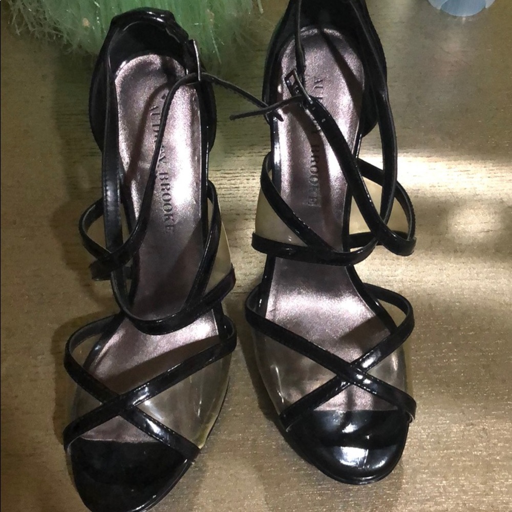 Cute black heels. Great condition